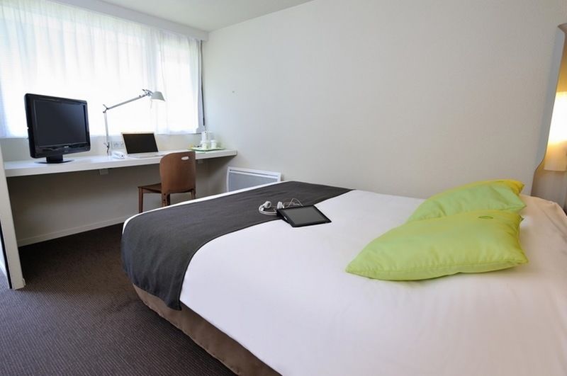 B&B Hotel Lorient Lanester Buitenkant foto
